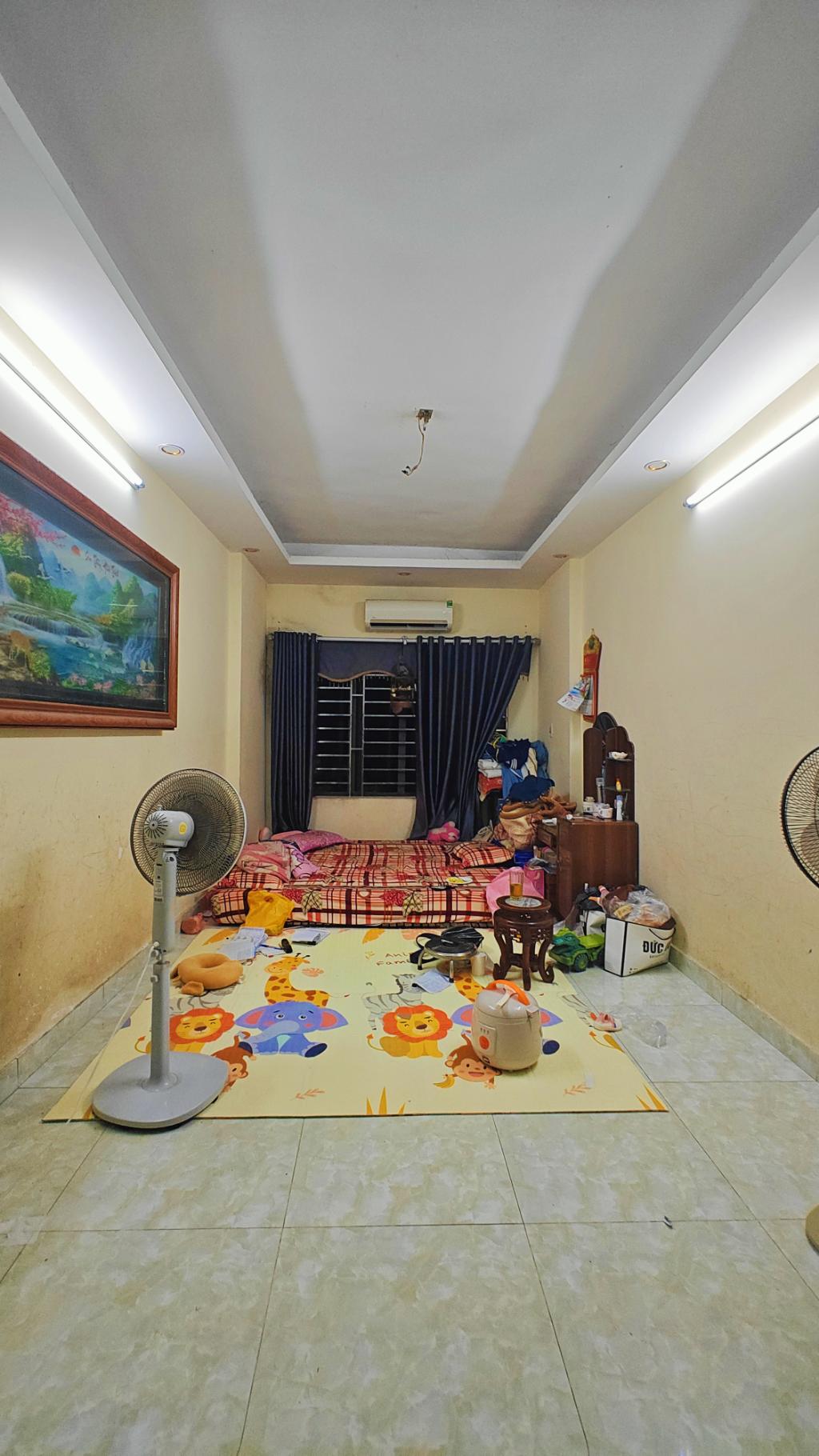 Bán nhà Đại Đồng - diện tích 48.1m2 5 tầng - Ô TÔ TRÁNH - giá 12,2 tỷ