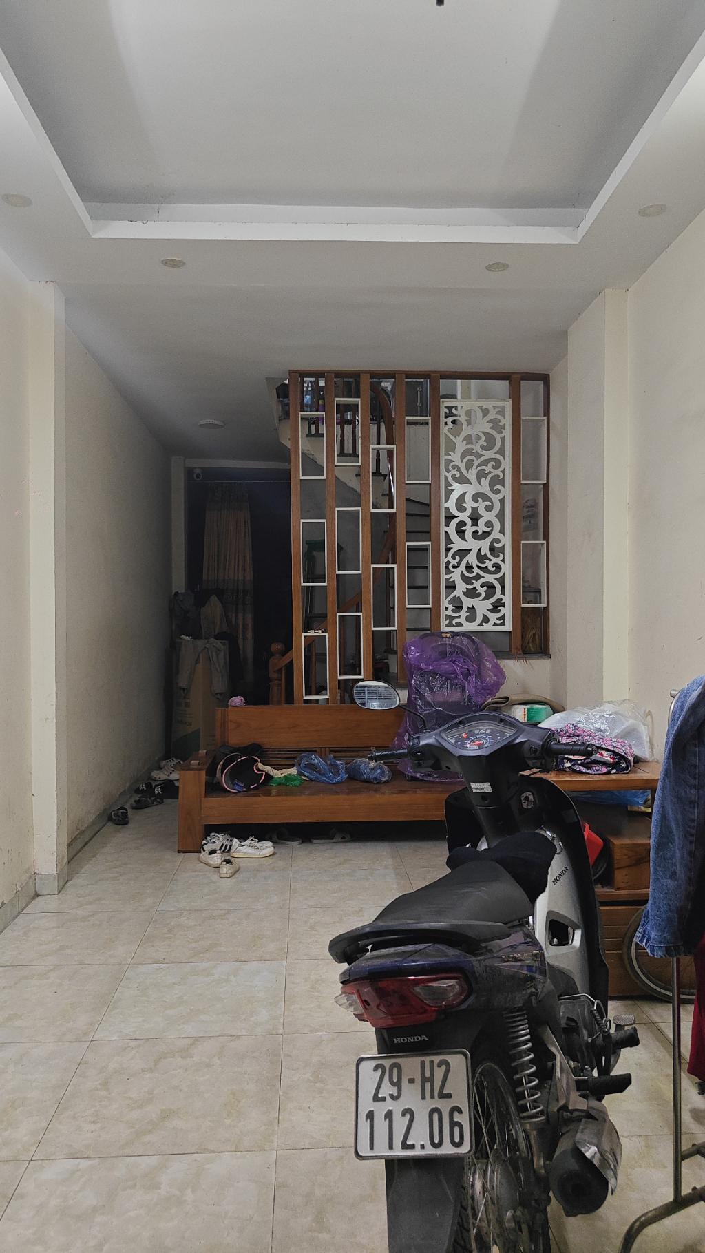 Bán nhà Đại Đồng - diện tích 48.1m2 5 tầng - Ô TÔ TRÁNH - giá 12,2 tỷ