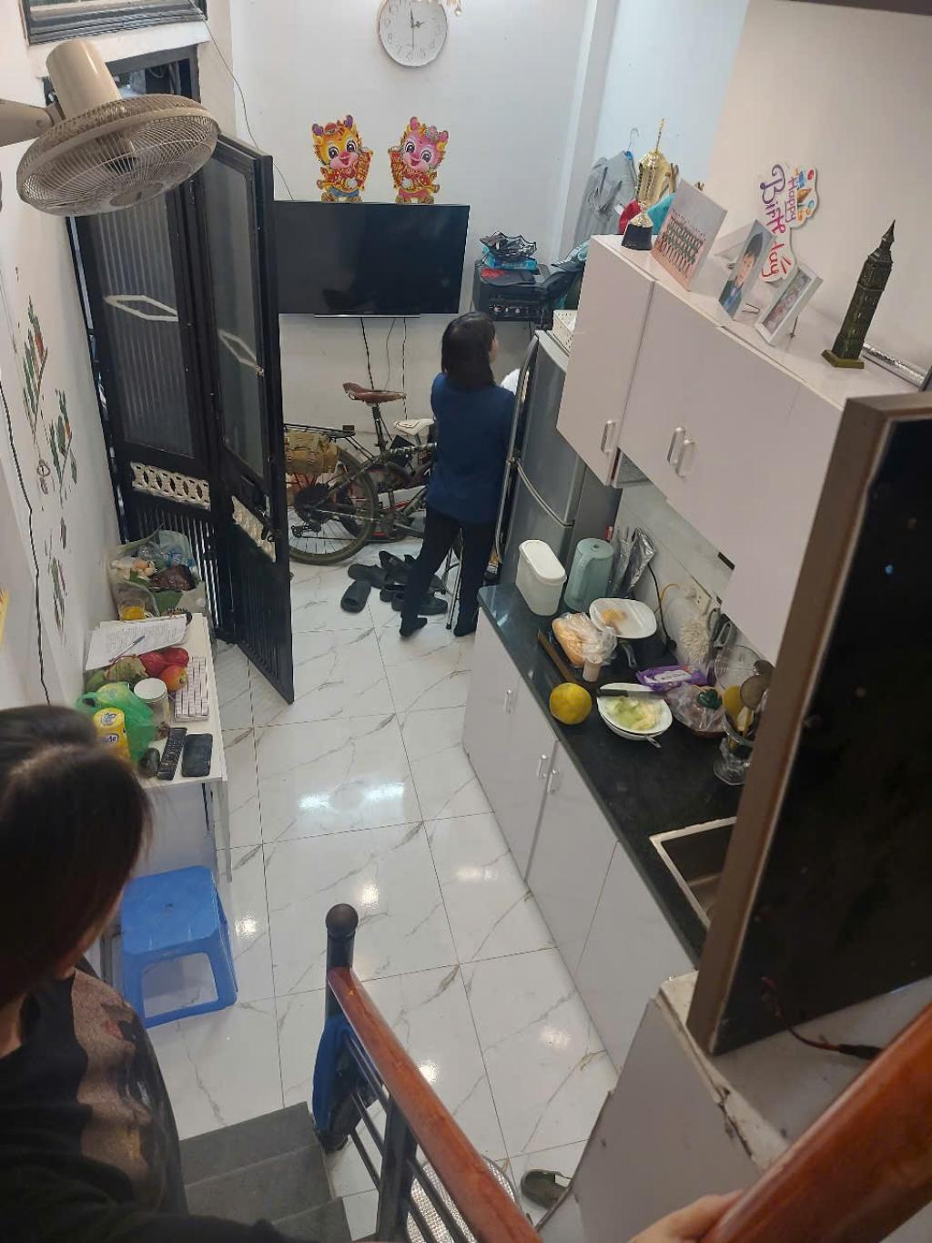 Bán nhà Kim Hoa - diện tích 12m2 5 tầng - Siêu hiếm, ngõ nông gần phố - giá 2,45 tỷ