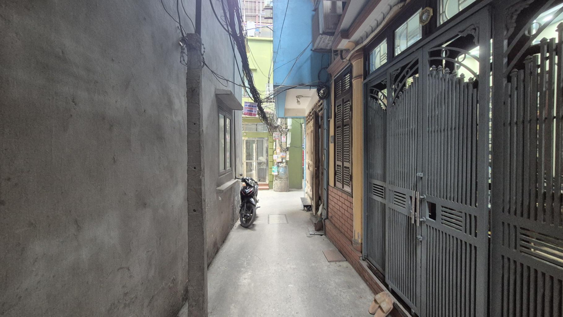 Bán nhà Kim Hoa - diện tích 12m2 5 tầng - Siêu hiếm, ngõ nông gần phố - giá 2,45 tỷ