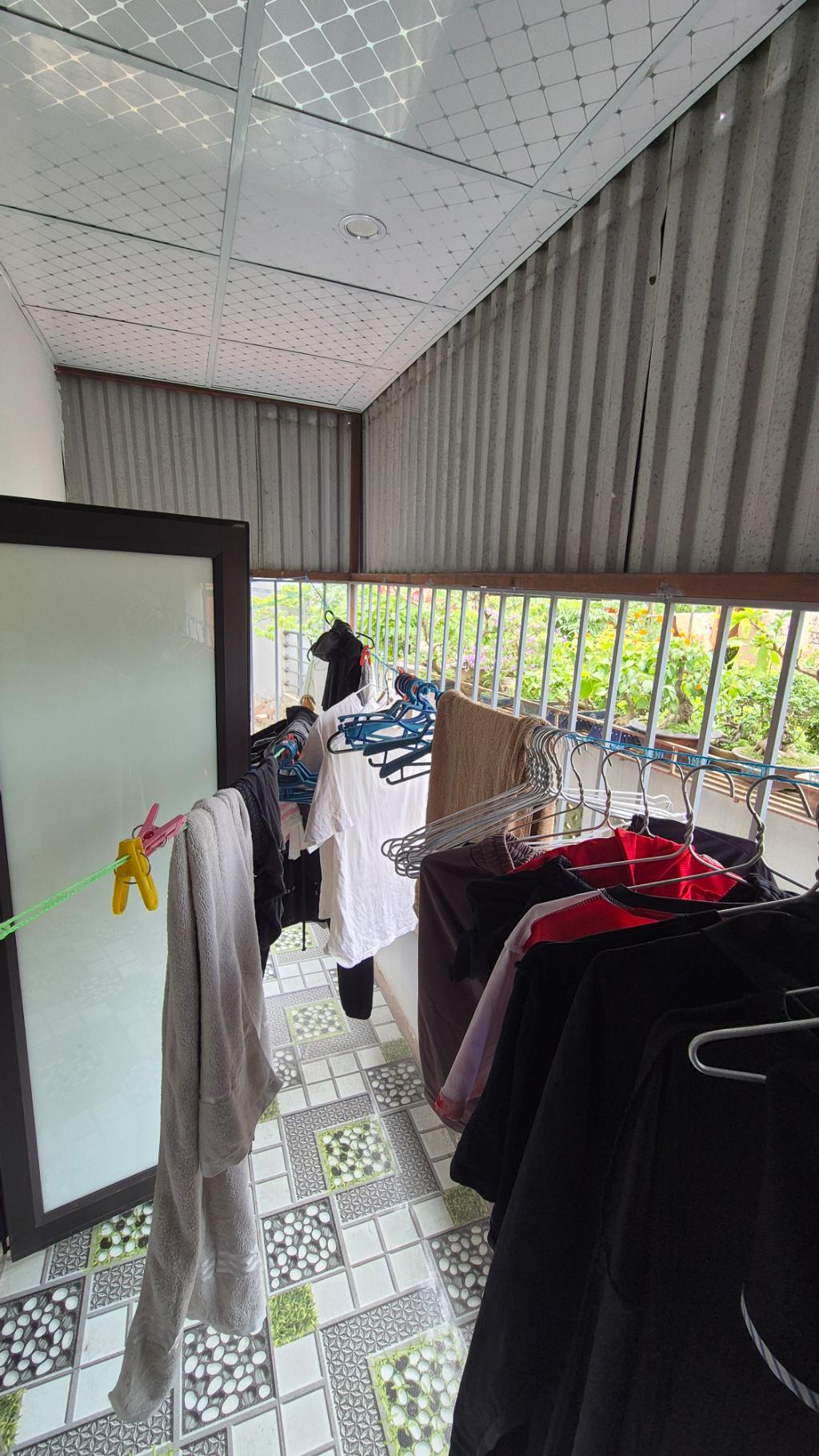 Bán nhà Bạch Mai Ngõ Quỳnh giá 4,9 tỷ - 25m2 5 tầng - Lô góc gần ô tô