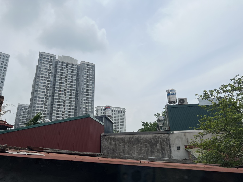 Bán nhà Lĩnh Nam - diện tích 57m2 3 tầng - Ô tô kinh doanh - giá 4,5 tỷ