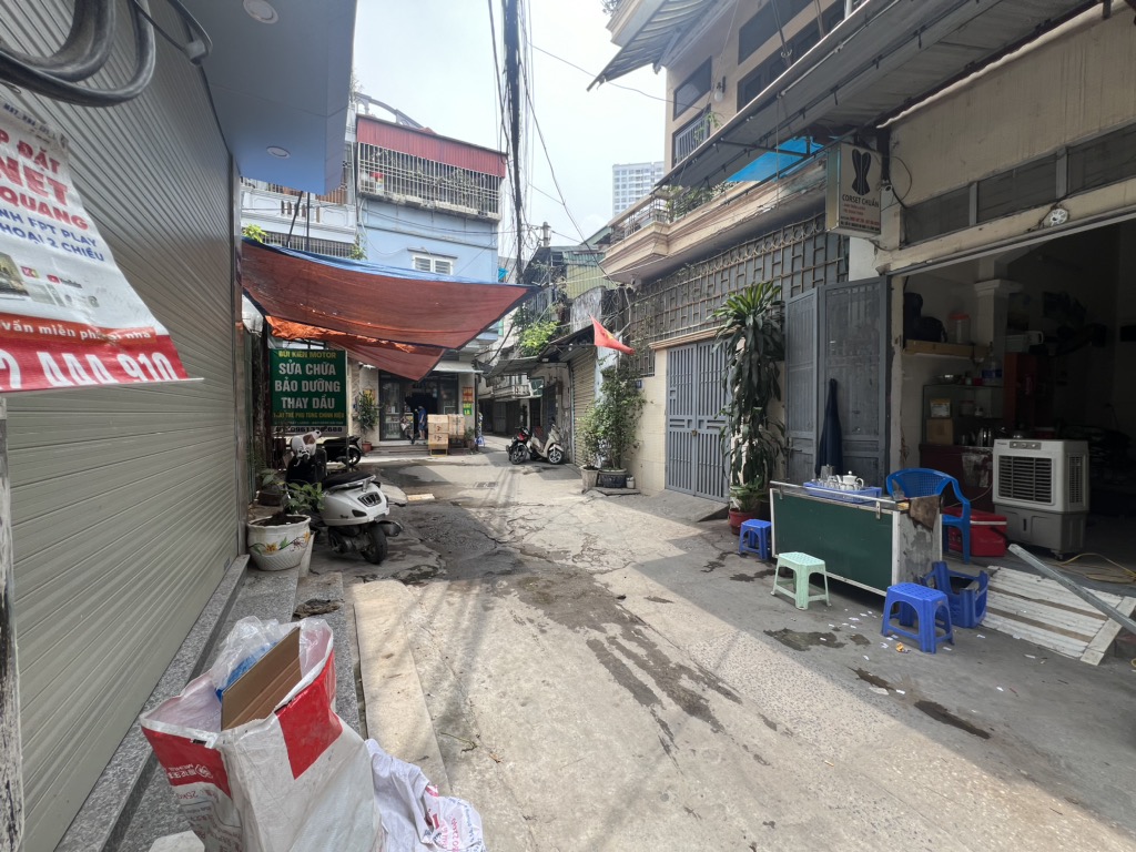 Bán nhà Lĩnh Nam - diện tích 57m2 3 tầng - Ô tô kinh doanh - giá 4,5 tỷ