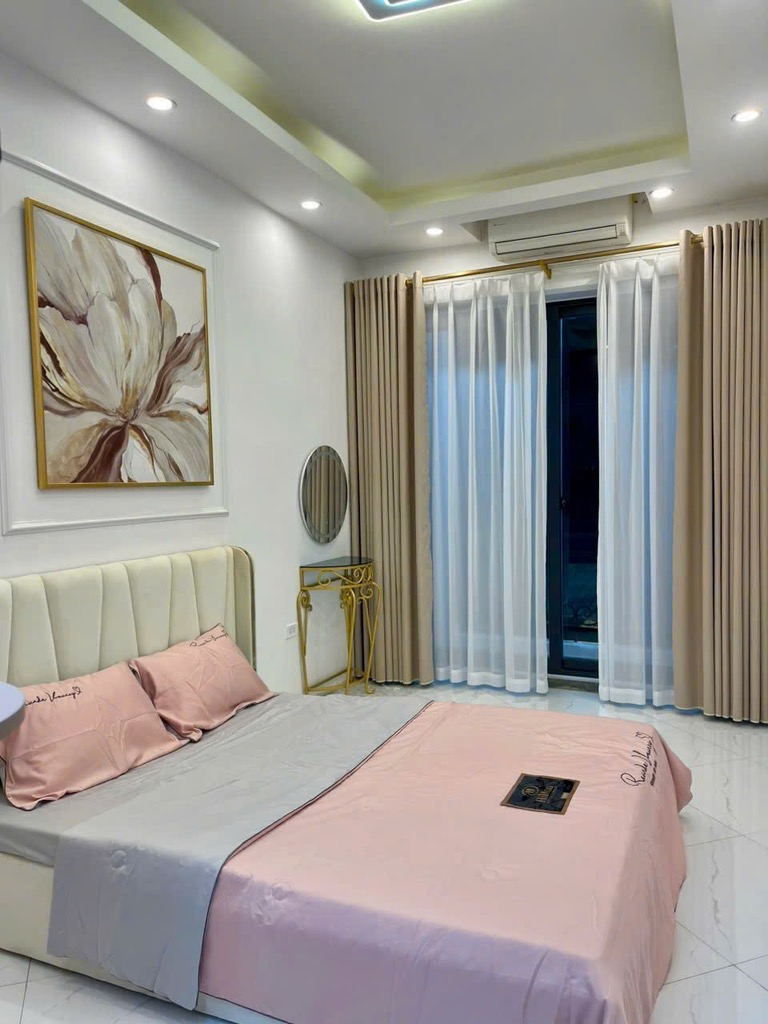 Bán nhà ngõ Hoà Bình 2 - 27m2  5 tầng - hai mặt thoáng , nhà mới cứng - giá 5,5 tỷ