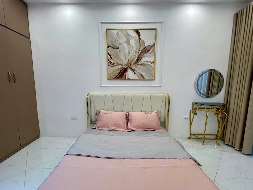 Bán nhà ngõ Hoà Bình 2 - 27m2  5 tầng - hai mặt thoáng , nhà mới cứng - giá 5,5 tỷ