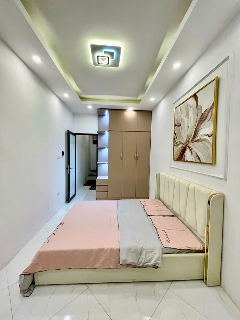 Bán nhà ngõ Hoà Bình 2 - 27m2  5 tầng - hai mặt thoáng , nhà mới cứng - giá 5,5 tỷ
