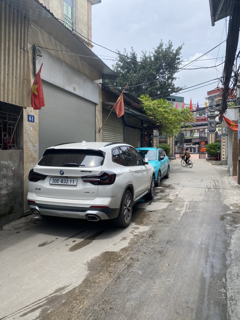 Bán nhà Nam Dư - diện tích 61.7m2 2 tầng - Ngõ ô tô tránh, thông các ngả - giá 11,9 tỷ