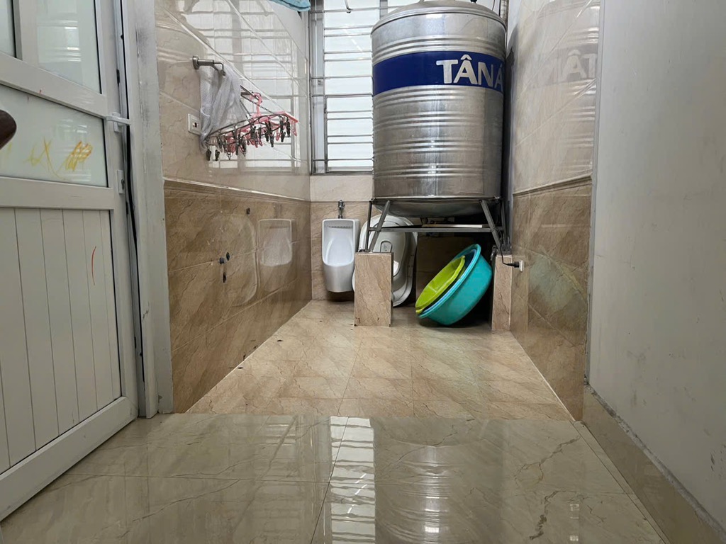 Bán nhà Nam Dư - diện tích 61.7m2 2 tầng - Ngõ ô tô tránh, thông các ngả - giá 11,9 tỷ