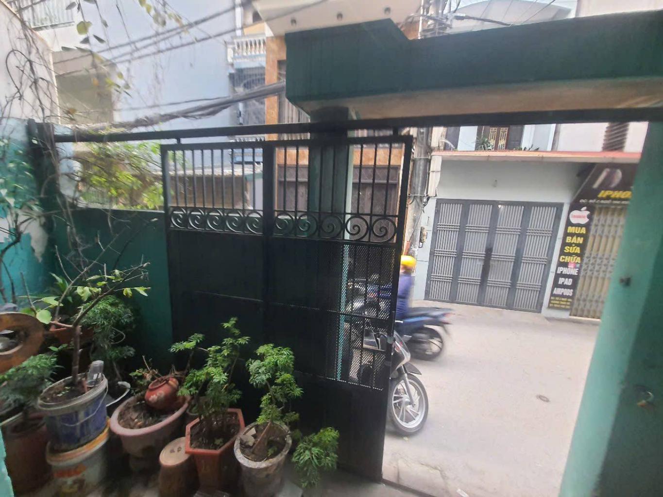 Bán nhà Vương Thừa Vũ - diện tích 43.4m2 3 tầng - Mặt ngõ ô tô - giá 16,5 tỷ