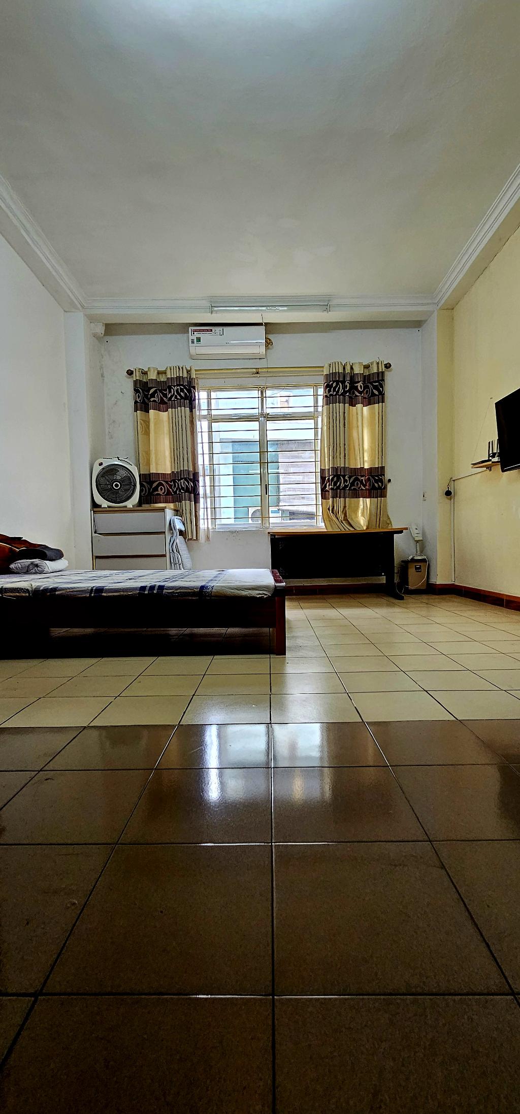 Bán nhà Vũ Tông Phan - diện tích 85m2 4 tầng - Ô tô đỗ cửa - giá 19 tỷ