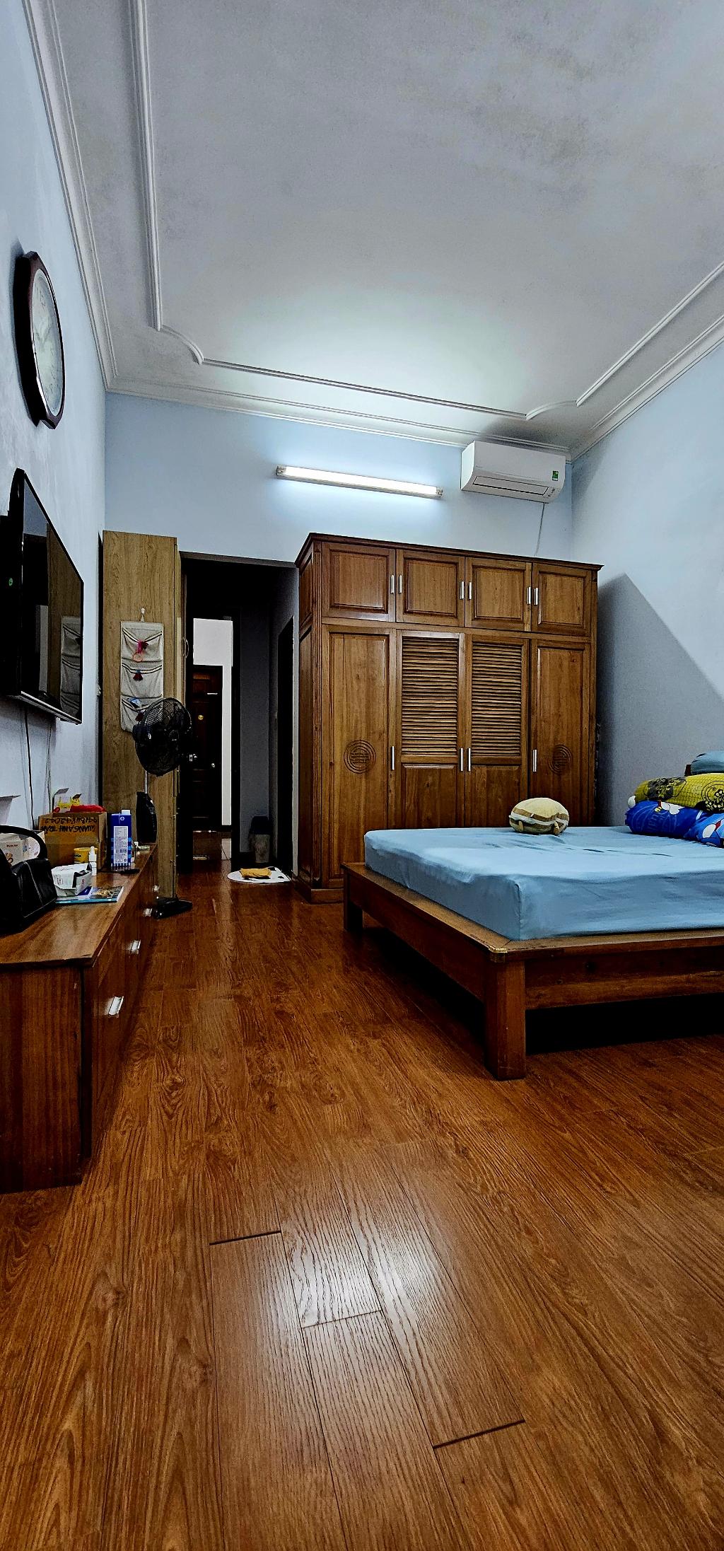 Bán nhà Vũ Tông Phan - diện tích 85m2 4 tầng - Ô tô đỗ cửa - giá 19 tỷ