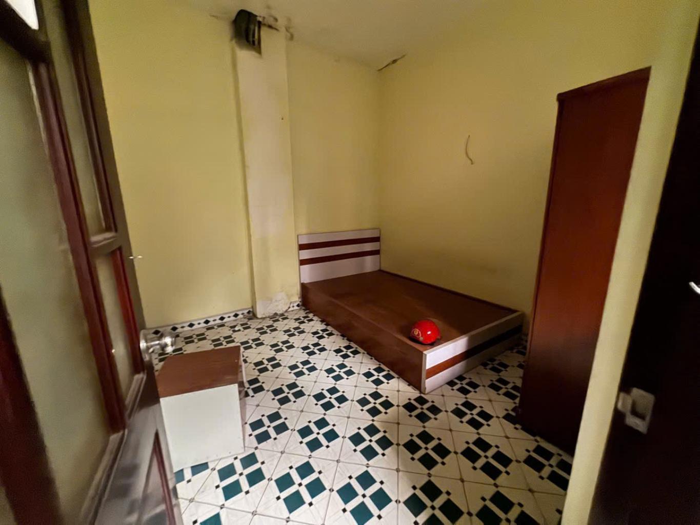 Bán nhà Cự Lộc - diện tích 26.6m2 4 tầng - Lô góc, ngõ ô tô thông - giá 7.5 tỷ