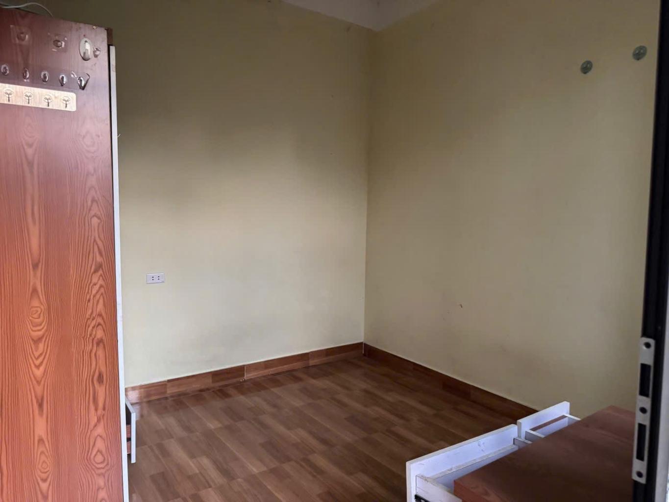 Bán nhà Cự Lộc - diện tích 26.6m2 4 tầng - Lô góc, ngõ ô tô thông - giá 7.5 tỷ