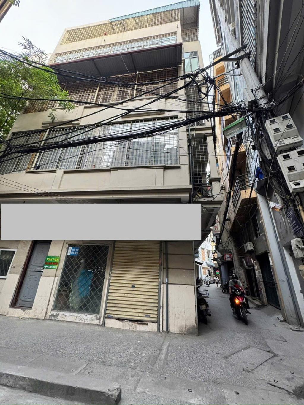 Bán nhà Cự Lộc - diện tích 26.6m2 4 tầng - Lô góc, ngõ ô tô thông - giá 7.5 tỷ