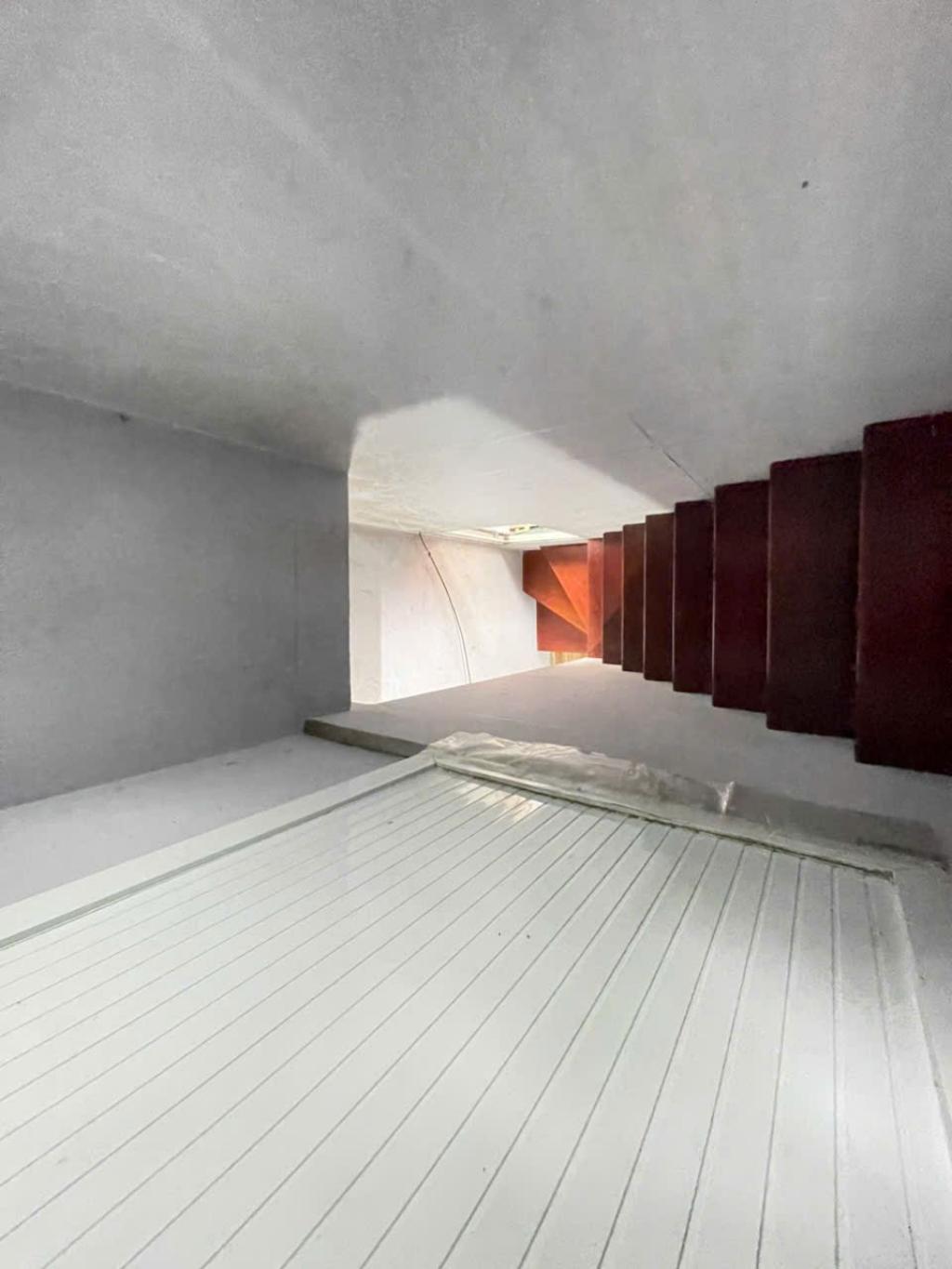 Bán nhà Nguyễn Công Trứ - diện tích 55m2 3 tầng - Tập thể VIP - giá 3,2 tỷ