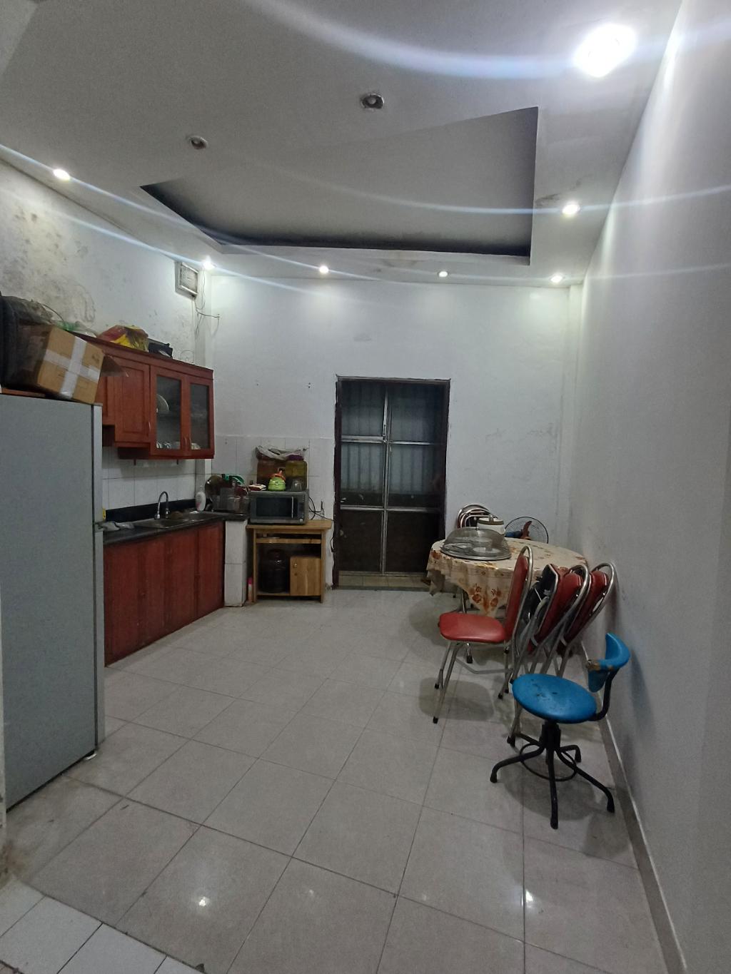 Bán nhà Tân Lạc - diện tích 49,3m2 4 tầng - Nhà thiết kế 4 tầng 6 ngủ - giá 8,6 tỷ