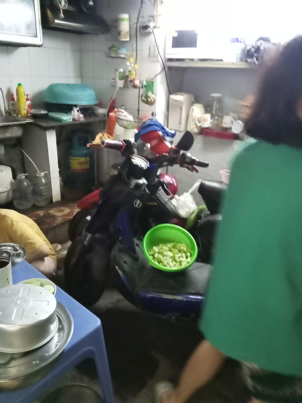 Bán nhà Ngõ Thông Phong - diện tích 48.8m2 3 tầng - Nhà 2 mặt ngõ thông, ô tô tránh - giá 16,3 tỷ