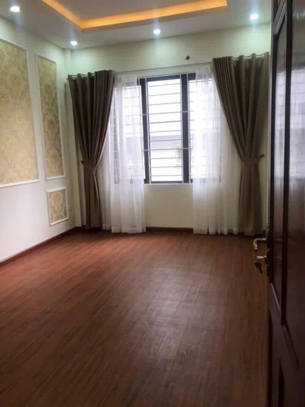 Bán nhà Quan Nhân - diện tích 62m2 5 tầng - Nhà rất đẹp, ô tô lý thuyết - giá 14,8 tỷ