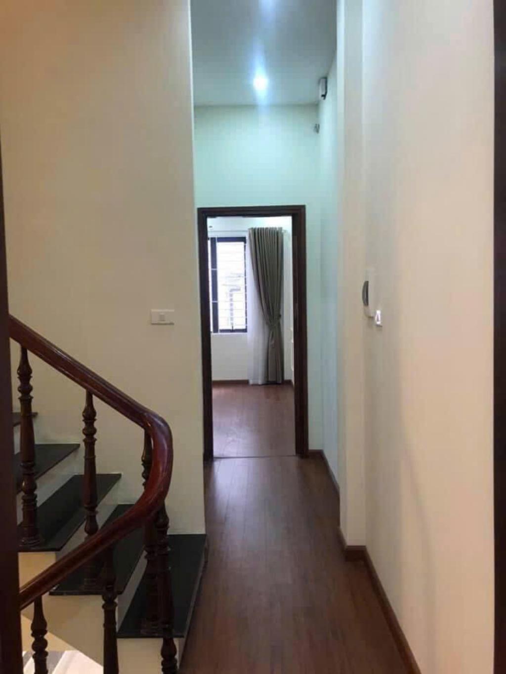 Bán nhà Quan Nhân - diện tích 62m2 5 tầng - Nhà rất đẹp, ô tô lý thuyết - giá 14,8 tỷ