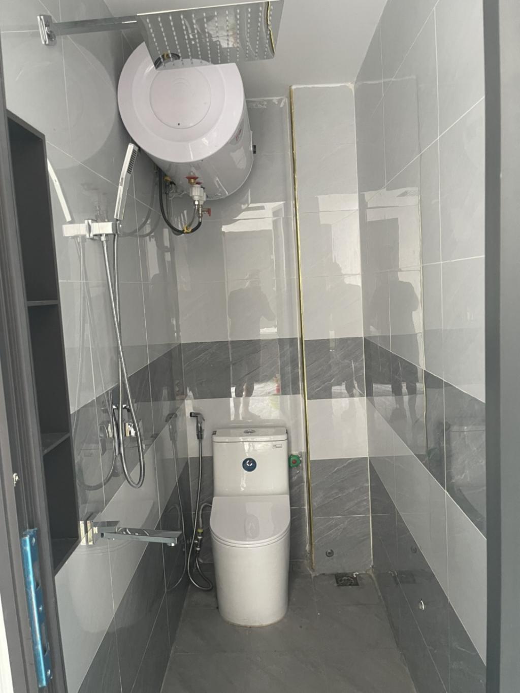 Bán nhà Định Công Hạ - diện tích 31m2 3 tầng - Căn ngoài - giá 3,65 tỷ