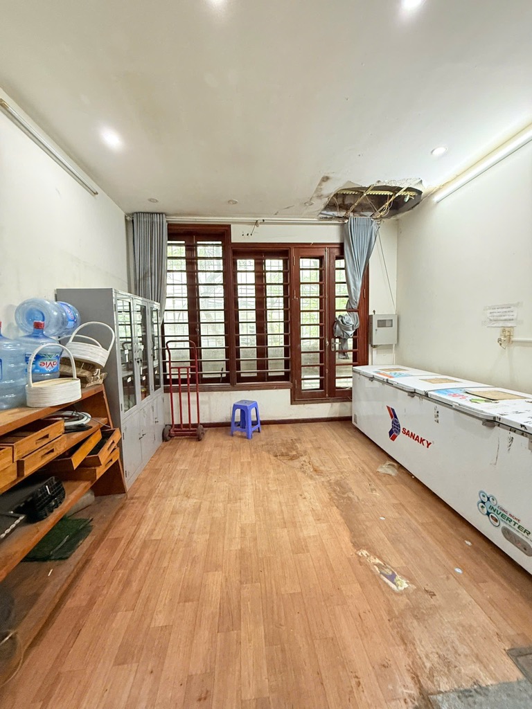 Bán nhà Giải Phóng - diện tích 54m2 7 tầng - Ô TÔ TRÁNH - giá 22,8 tỷ