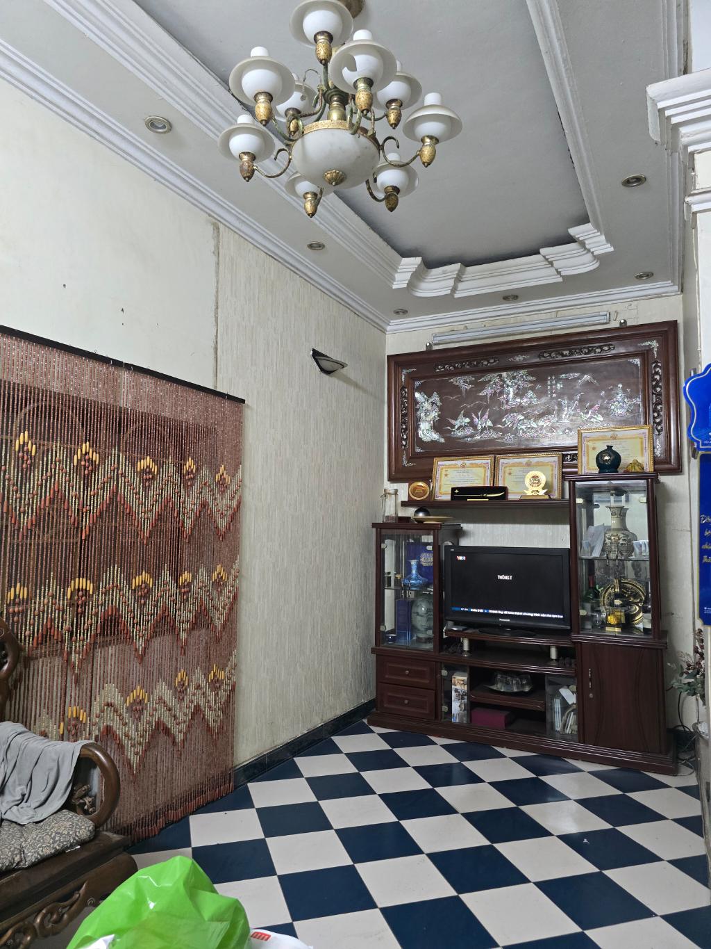 Bán nhà Kim Ngưu - diện tích 43,9m2 5 tầng - Nhà dân xây chắc chắn, vừa ở vừa kinh doanh - giá 11,5 tỷ