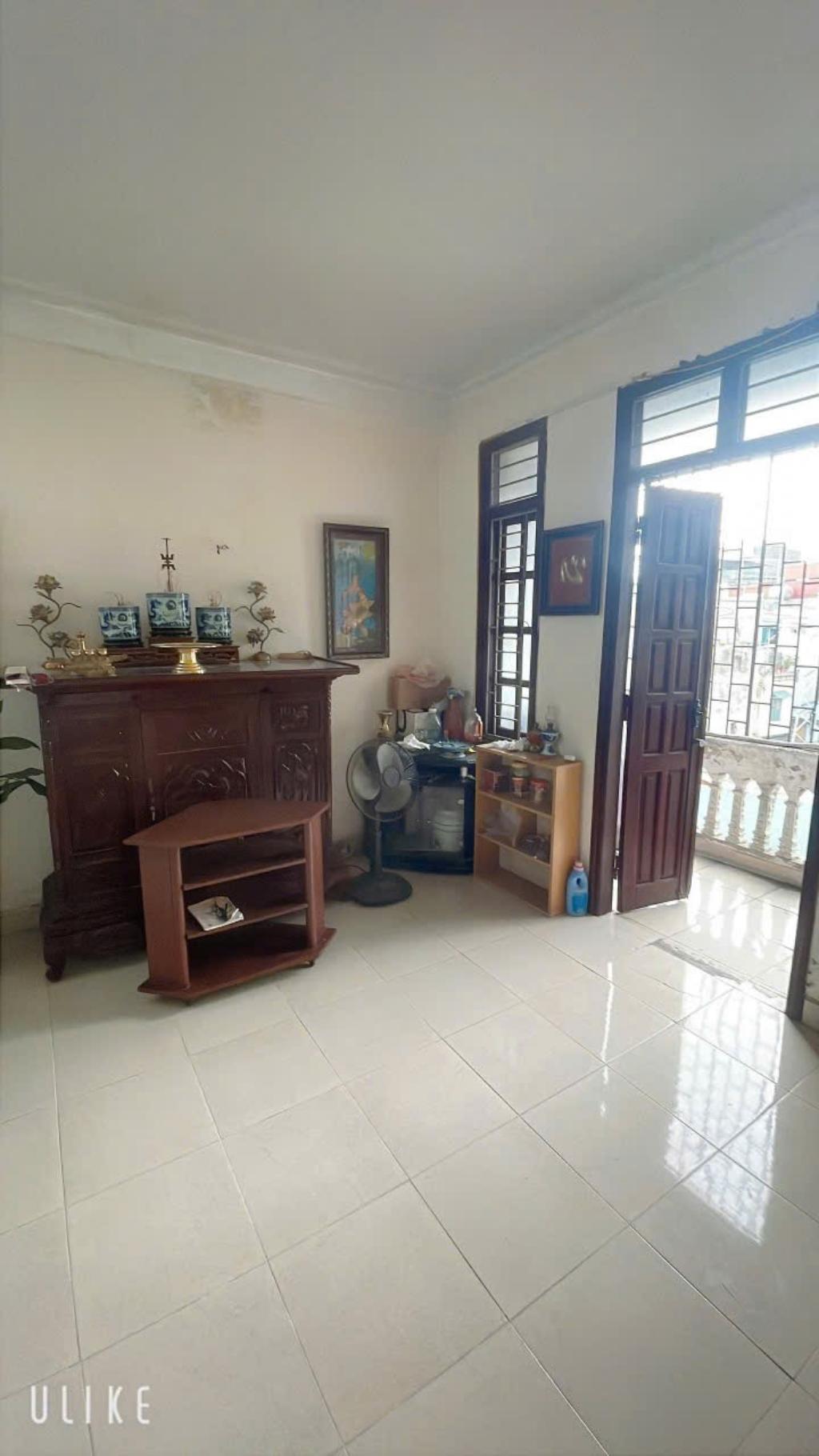 Bán nhà Nguyễn Chính - 26m2 x 4 tầng - ô tô đỗ cách 7m - giá 5.3 tỷ