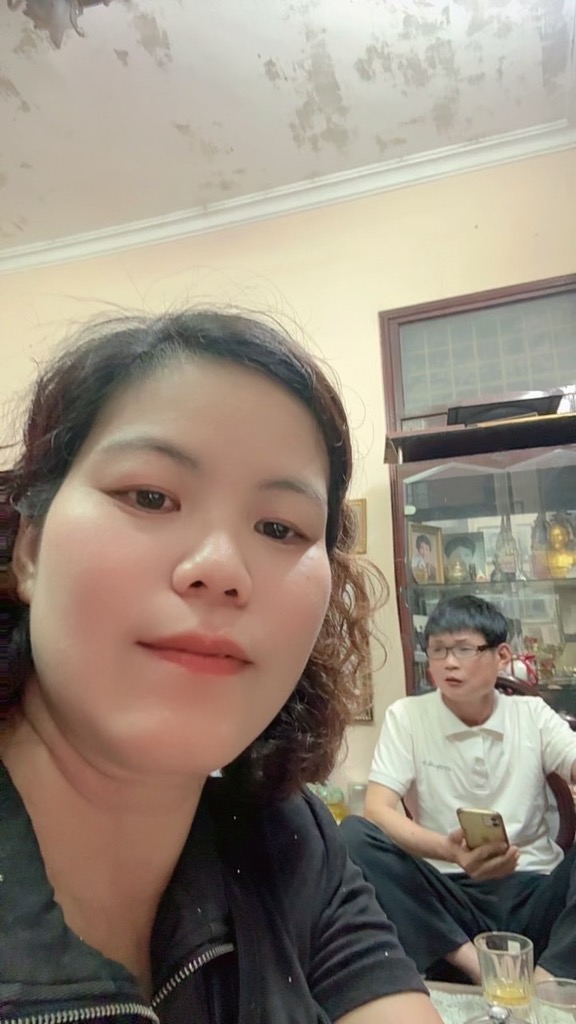 Bán nhà Thịnh Quang - diện tích 72m2 3 tầng - Lô góc, ngõ rộng - giá 12,8 tỷ