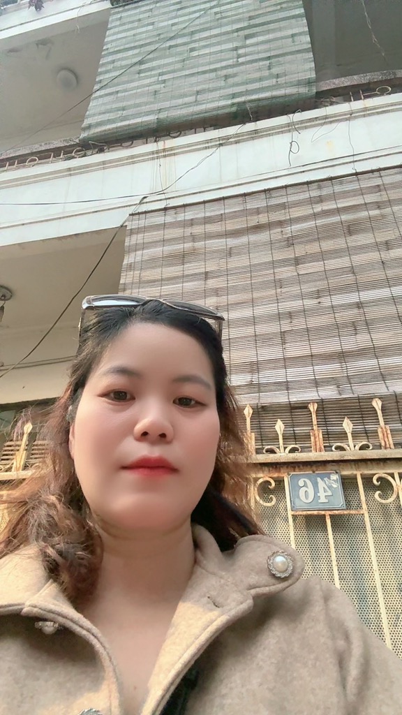 Bán nhà Thịnh Quang - diện tích 72m2 3 tầng - Lô góc, ngõ rộng - giá 12,8 tỷ