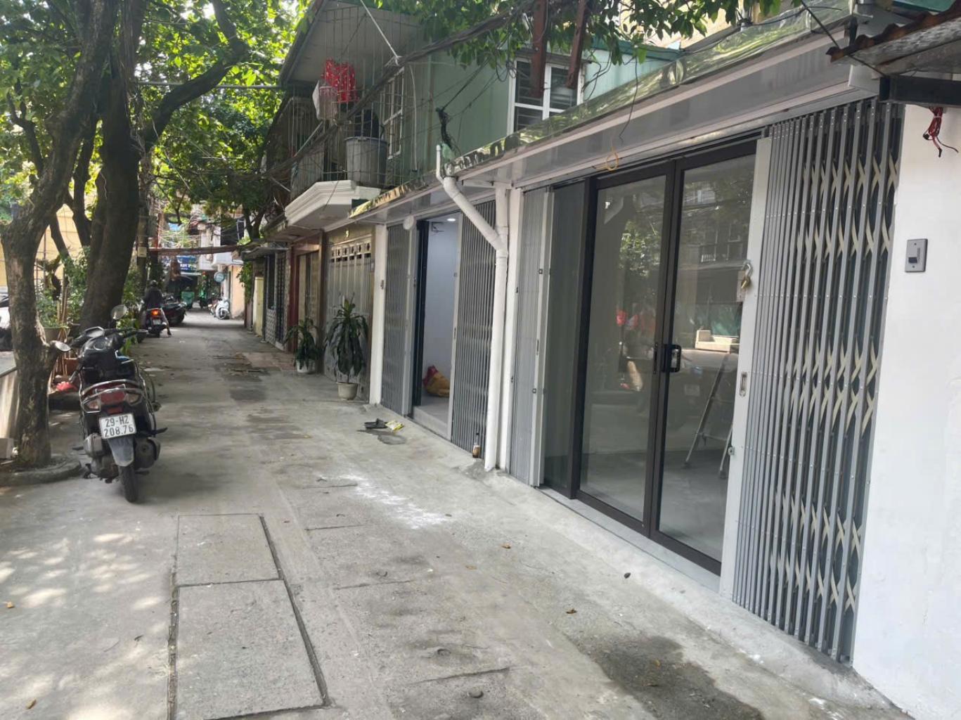 Bán nhà Hoàng Đạo Thành - diện tích 120m2 1 tầng - 2 mặt ngõ ô tô - giá 7,2 tỷ