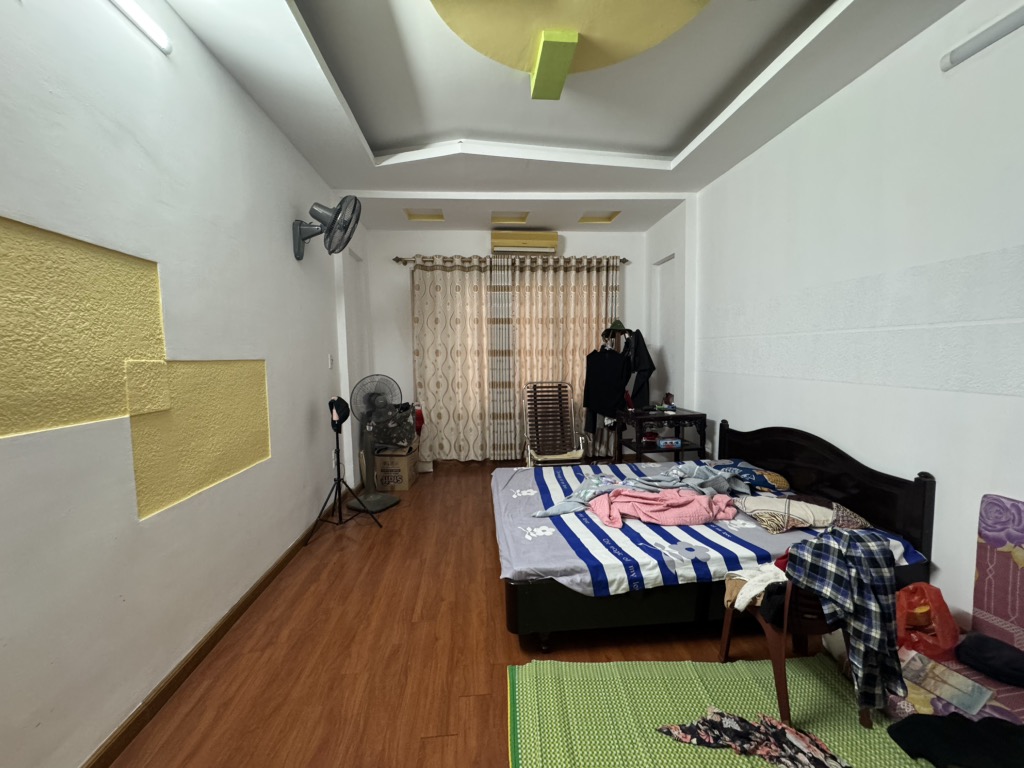 Bán nhà Vĩnh Hưng - diện tích 30.8m2 4 tầng - Nhà đẹp - giá 7,3 tỷ