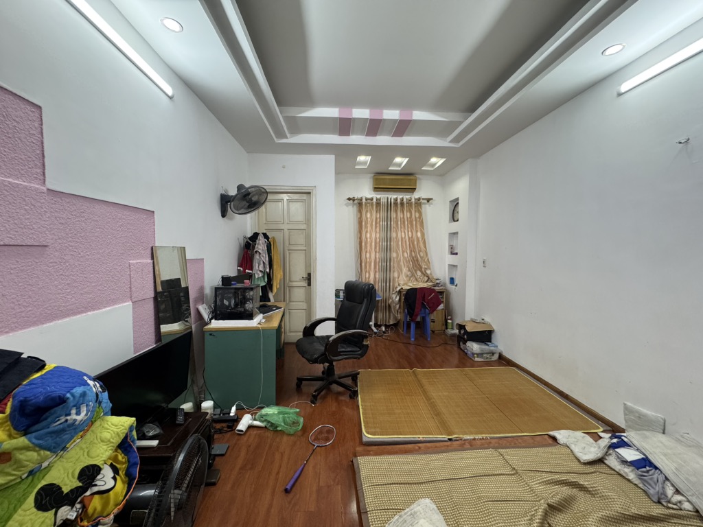 Bán nhà Vĩnh Hưng - diện tích 30.8m2 4 tầng - Nhà đẹp - giá 7,3 tỷ