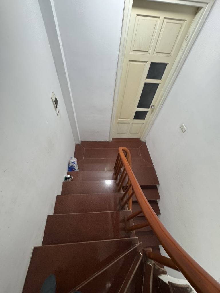 Bán nhà Vĩnh Hưng - diện tích 30.8m2 4 tầng - Nhà đẹp - giá 7,3 tỷ