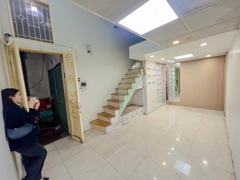 Bán nhà Thịnh Yên - 22m2 x 5 tầng - cách phố 10m giá 4.95 tỷ