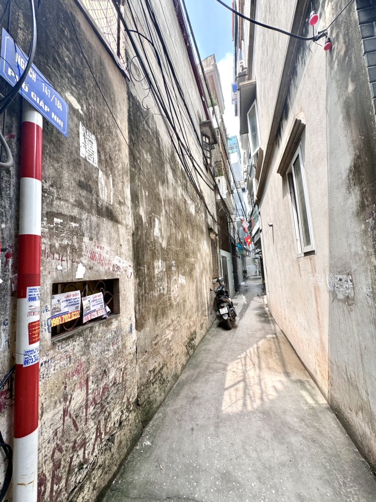 Bán nhà Giáp Nhị - diện tích 50m2 5 tầng - Ngõ nông gần ô tô, nhà đẹp ở ngay - giá 12 tỷ