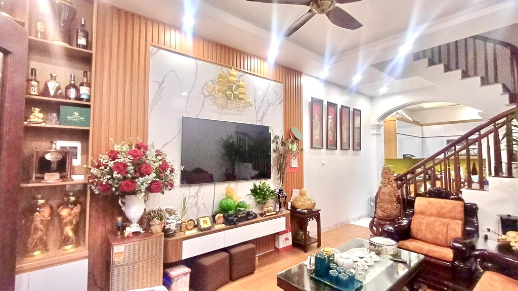 Bán nhà Giáp Nhị - diện tích 50m2 5 tầng - Ngõ nông gần ô tô, nhà đẹp ở ngay - giá 12 tỷ