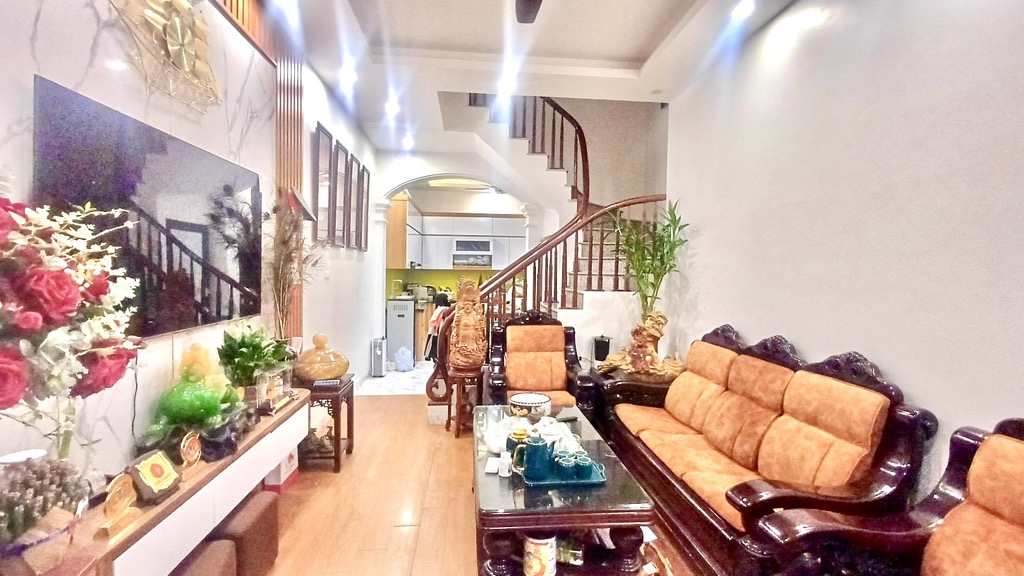 Bán nhà Giáp Nhị - diện tích 50m2 5 tầng - Ngõ nông gần ô tô, nhà đẹp ở ngay - giá 12 tỷ