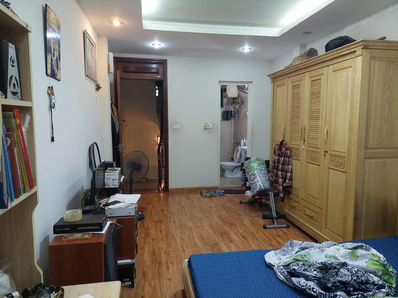 Bán nhà Lê Duẩn - diện tích 32,5m2 6 tầng - Ngõ ô tô - giá 12,8 tỷ