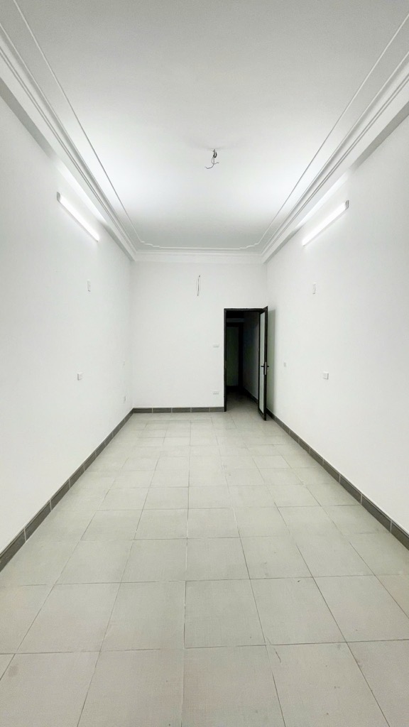 Bán nhà Đền Lừ 2 - diện tích 30m2 5 tầng - Ô TÔ TRÁNH - giá 15 tỷ