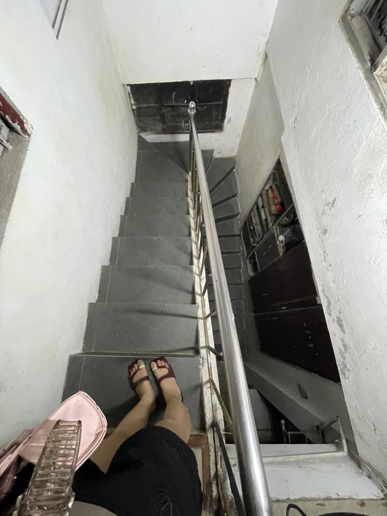 Bán nhà Thịnh Quang - diện tích 60m2 5 tầng - ô tô tránh cách 20m - giá 9,8 tỷ