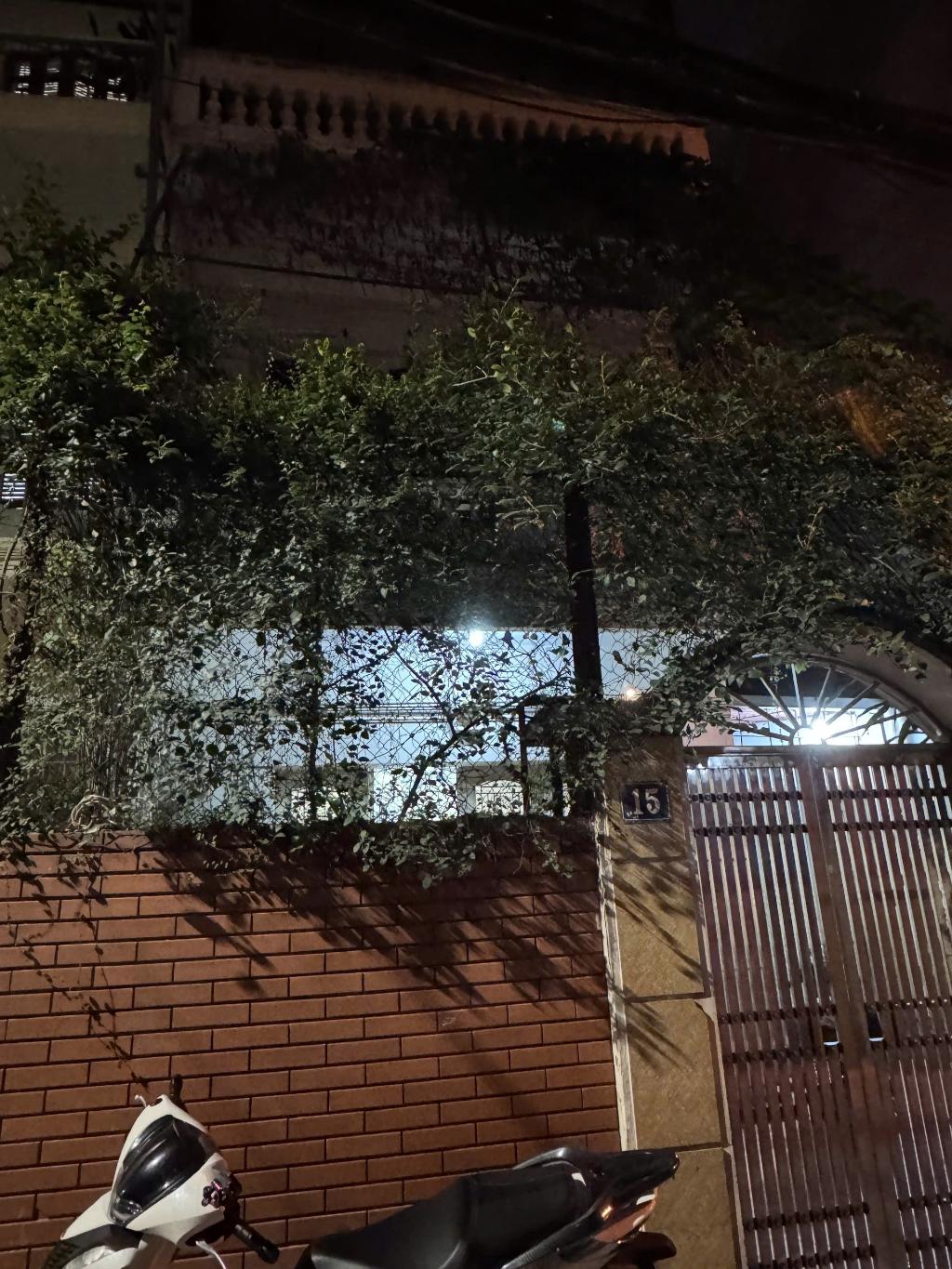 Bán nhà Nguyễn Ngọc Nại - diện tích 77m2 3 tầng - ô tô đỗ cửa - giá 20,5 tỷ