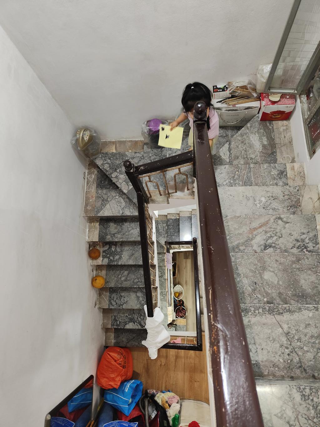 Bán nhà Nguyễn Ngọc Nại - diện tích 77m2 3 tầng - ô tô đỗ cửa - giá 20,5 tỷ