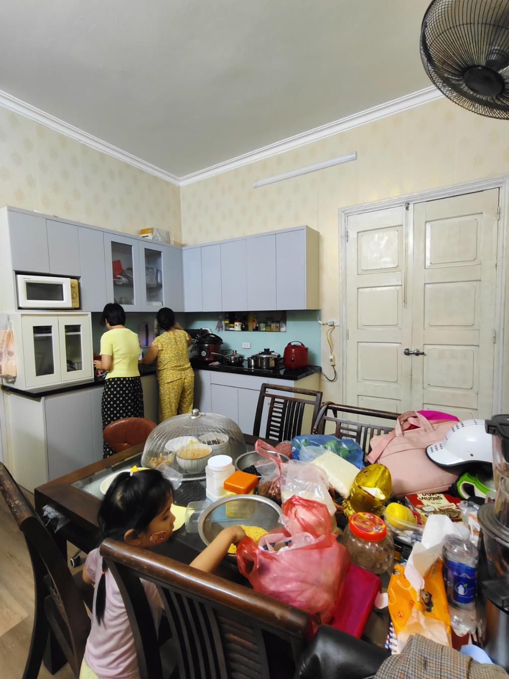 Bán nhà Nguyễn Ngọc Nại - diện tích 77m2 3 tầng - ô tô đỗ cửa - giá 20,5 tỷ