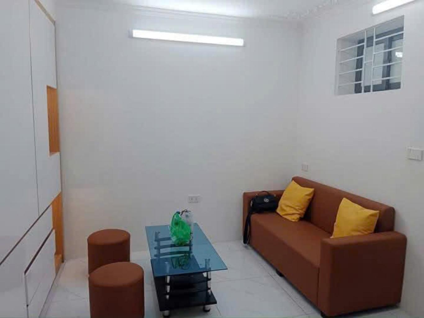 Bán nhà Tôn Đức Thắng - 15.5/35 m2 - gần phố, full nội thất - giá 2,7 tỷ