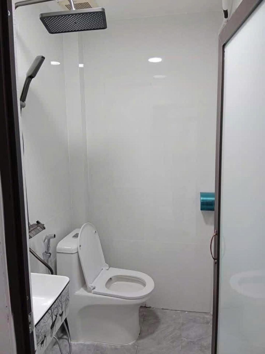 Bán nhà Tôn Đức Thắng - 15.5/35 m2 - gần phố, full nội thất - giá 2,7 tỷ