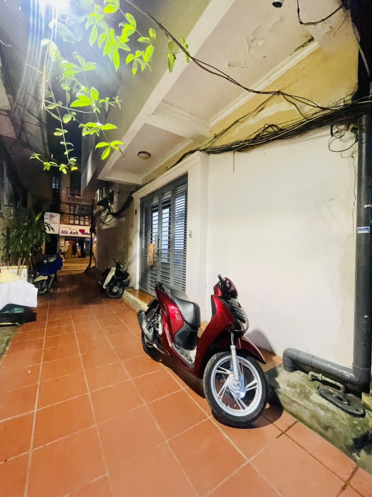 Bán nhà Bùi Thị Xuân - 21m2 4 tầng - MT 5.4m, gần ô tô 10m - 12,8 tỷ