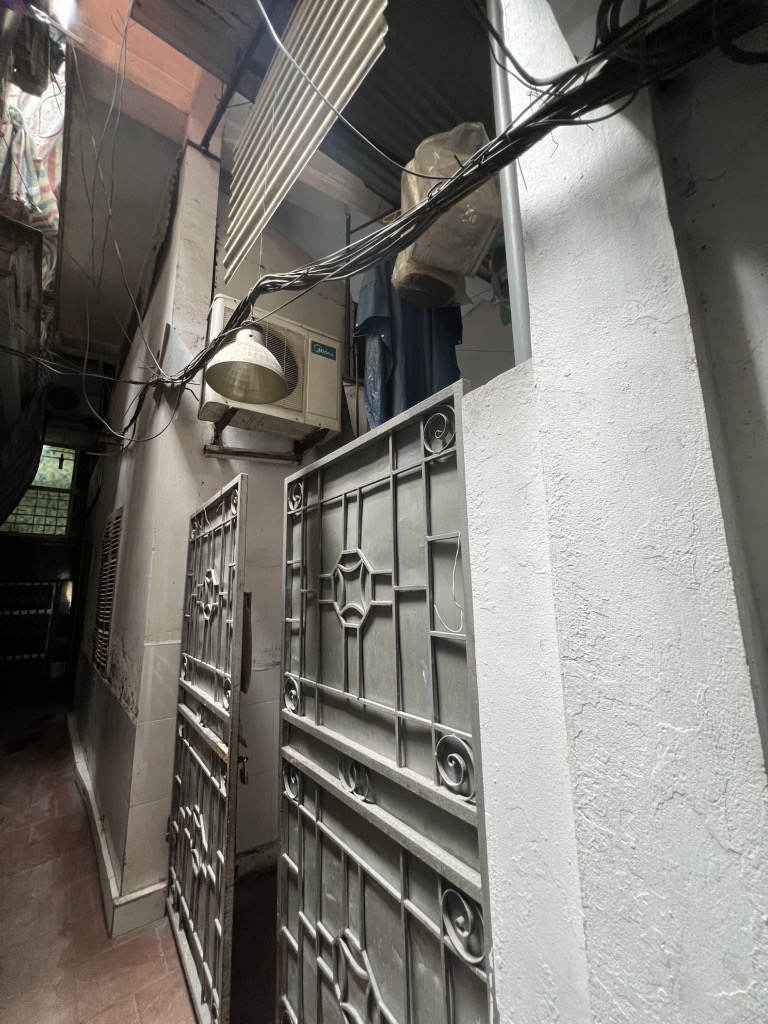 Bán nhà Bạch Mai - 59m2 4 tầng - sát phố, ô tô trước cửa - giá 11 tỷ
