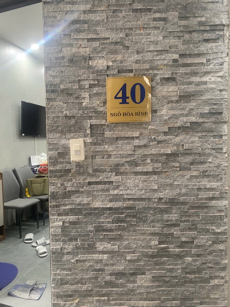 Bán nhà Hòa Bình - diện tích 50m2 2 tầng - Mặt ngõ thông trung tâm Đống Đa - giá 11,3 tỷ