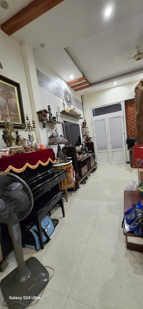 Bán nhà Kim Ngưu - diện tích 95m2 4 tầng - Nhà đẹp ở ngay - giá 18,5 tỷ