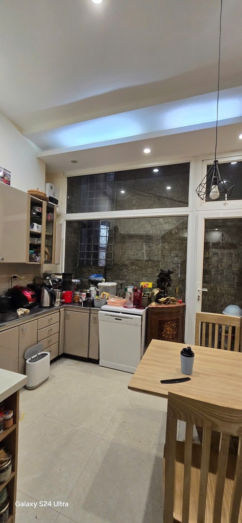 Bán nhà Kim Ngưu - diện tích 95m2 4 tầng - Nhà đẹp ở ngay - giá 18,5 tỷ